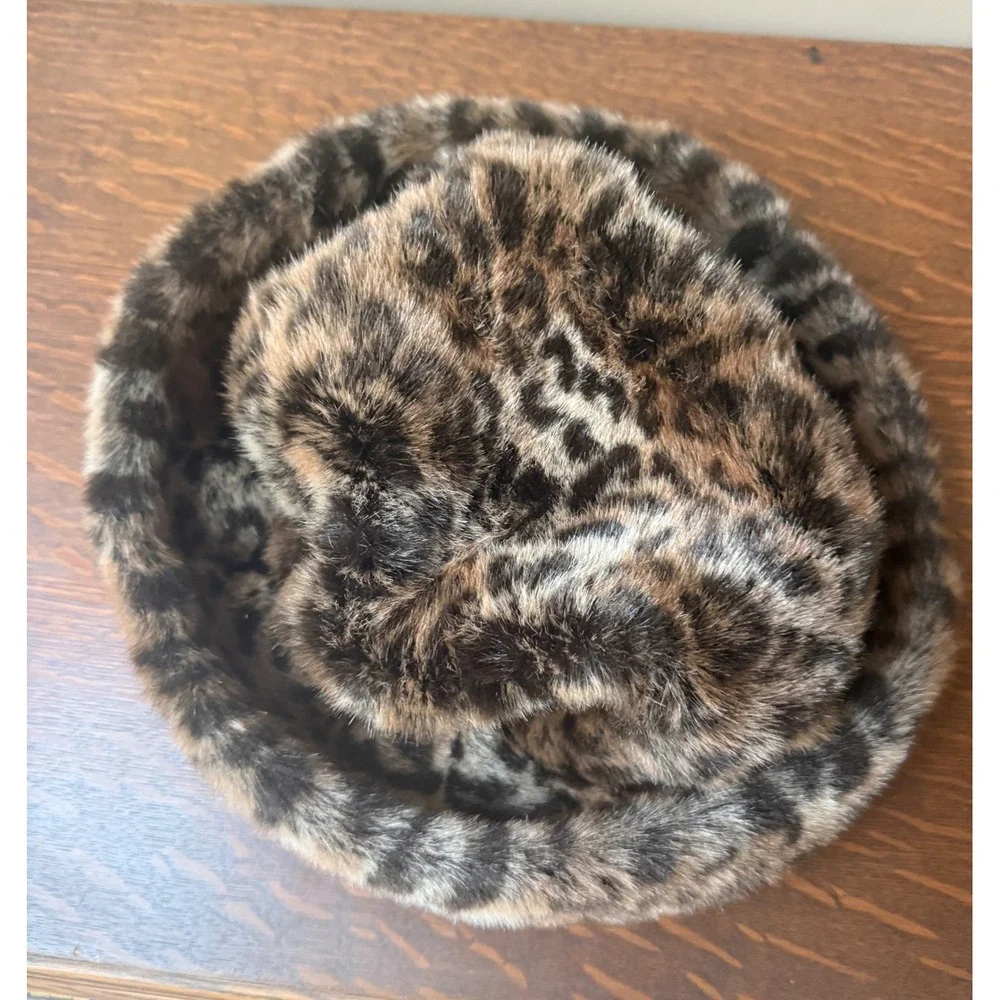 Preston & York Leopard Print Faux Fur Bucket Hat Vintage